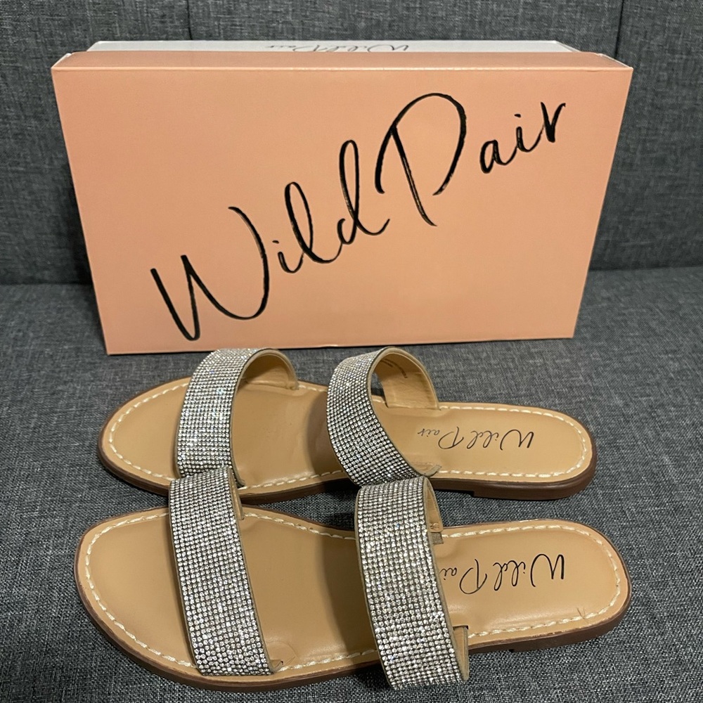 Wild Pair Ginnief Silver Glitter Rhinestone 2-Strap sandals - Picture 3 of 5